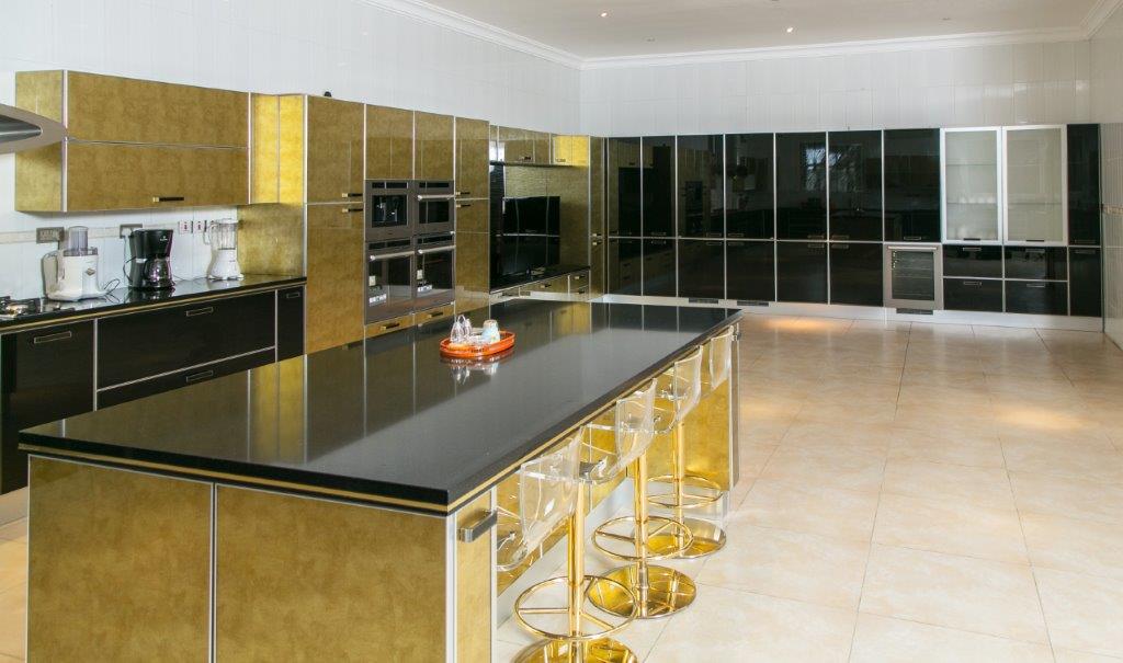 WhatsApp Image 2025-02-15 at 19.21.11