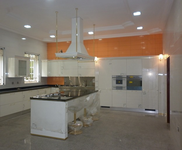 WhatsApp Image 2025-02-15 at 19.39.53